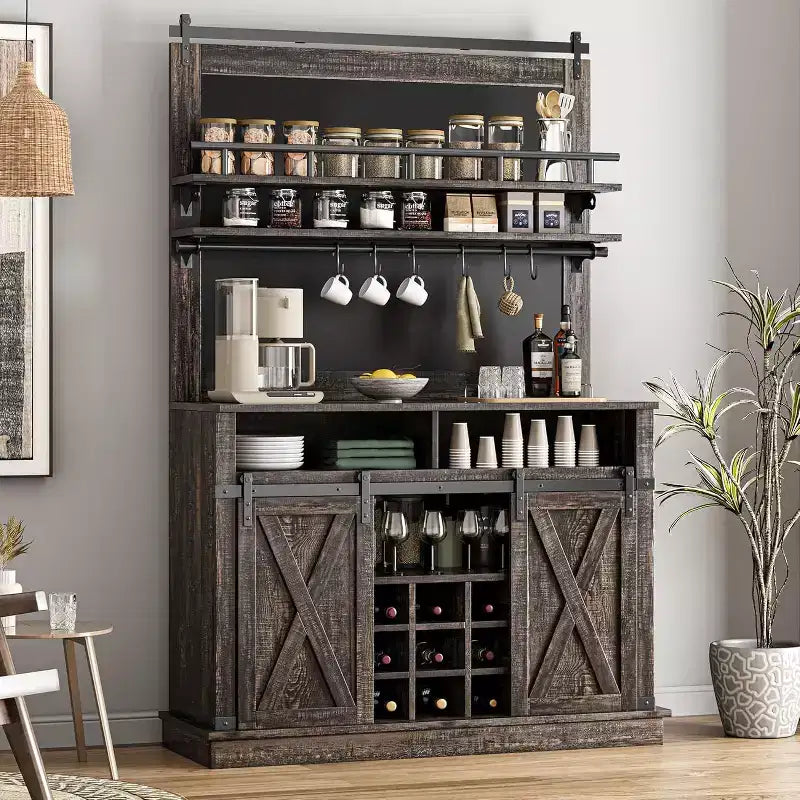 Credenza alta da 75 per caffè, grande dispensa contenitore per cucina, mobile bianco da caffè con ante e porta scorrevole stile fienile