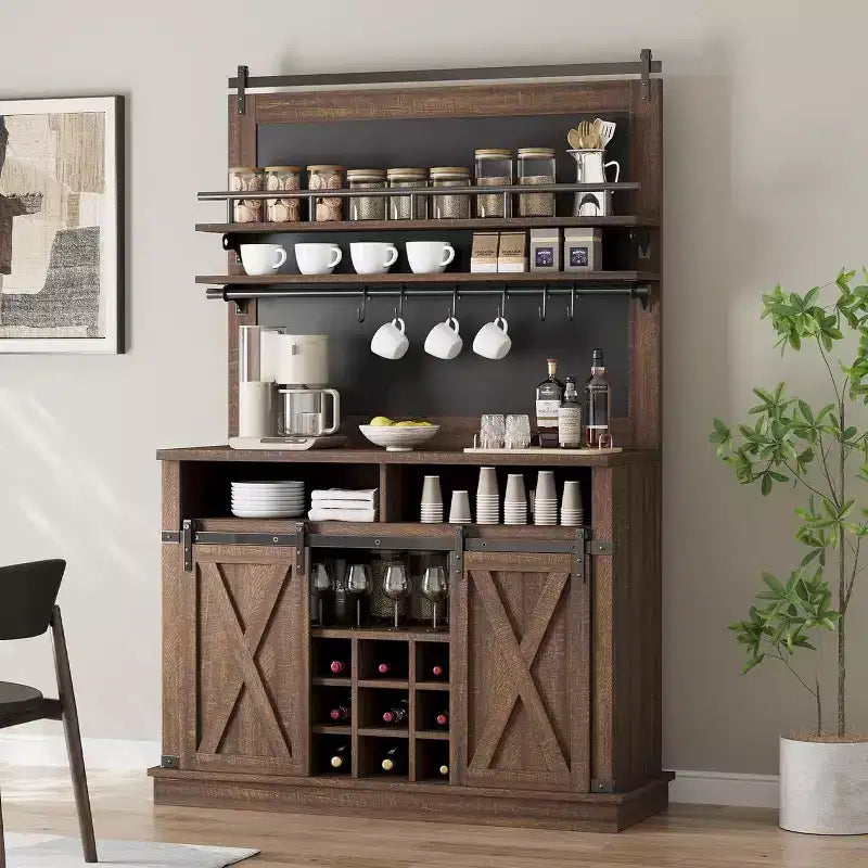 Credenza alta da 75 per caffè, grande dispensa contenitore per cucina, mobile bianco da caffè con ante e porta scorrevole stile fienile